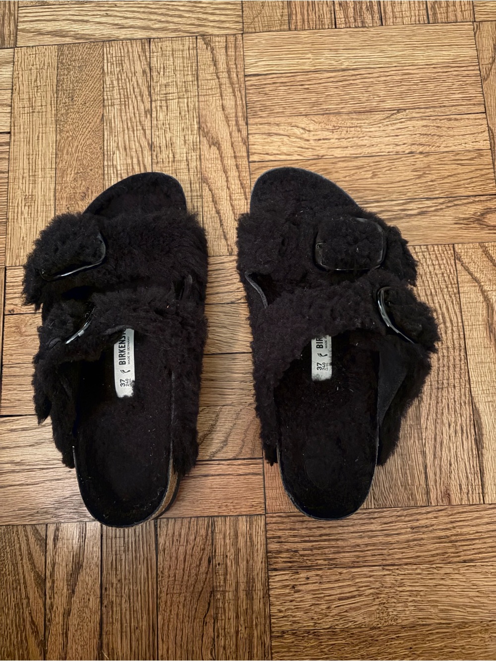 Birkenstock Arizona Shearling Slides in Black size 37